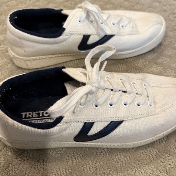 Women's TRETORN‎ White Navy Blue Casual Sneakers Size 7 - Picture 1 of 6